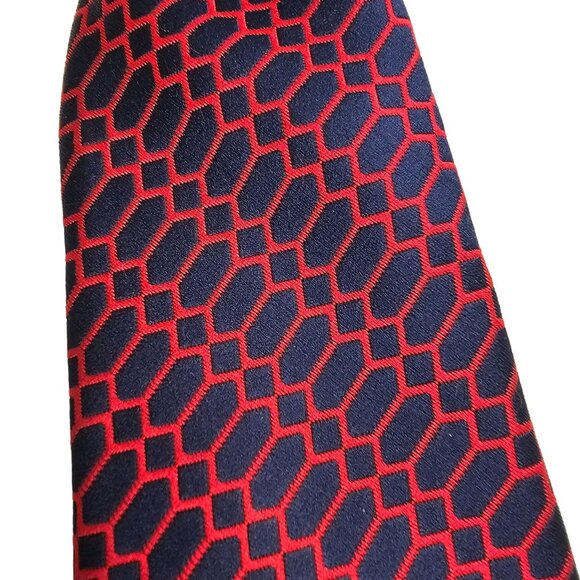 Neck Tie Men Red & Navy Geometric Pattern Pre Made Ready to Wear - Picture 2 of 8